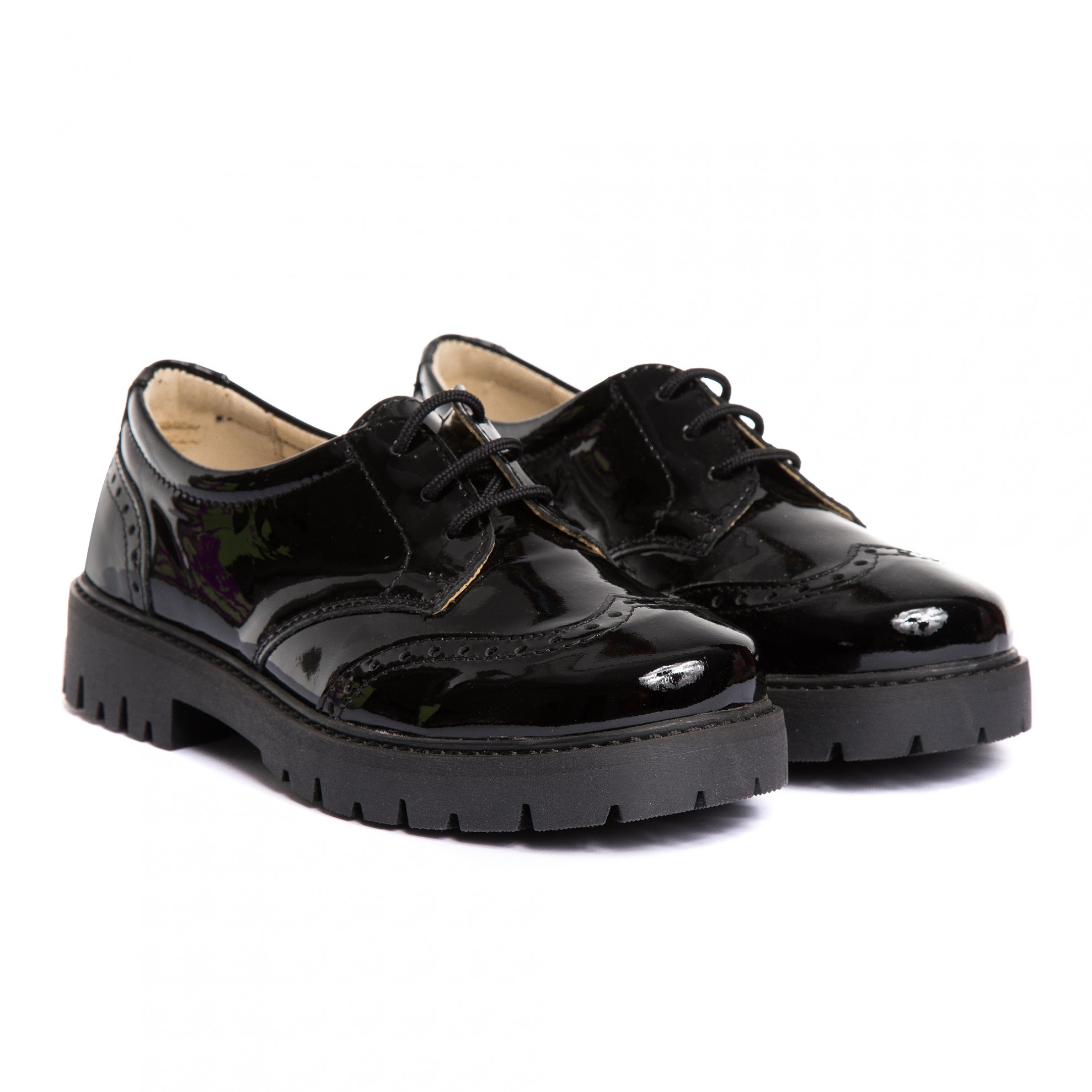 Pantofi eleganti negri din piele lacuita